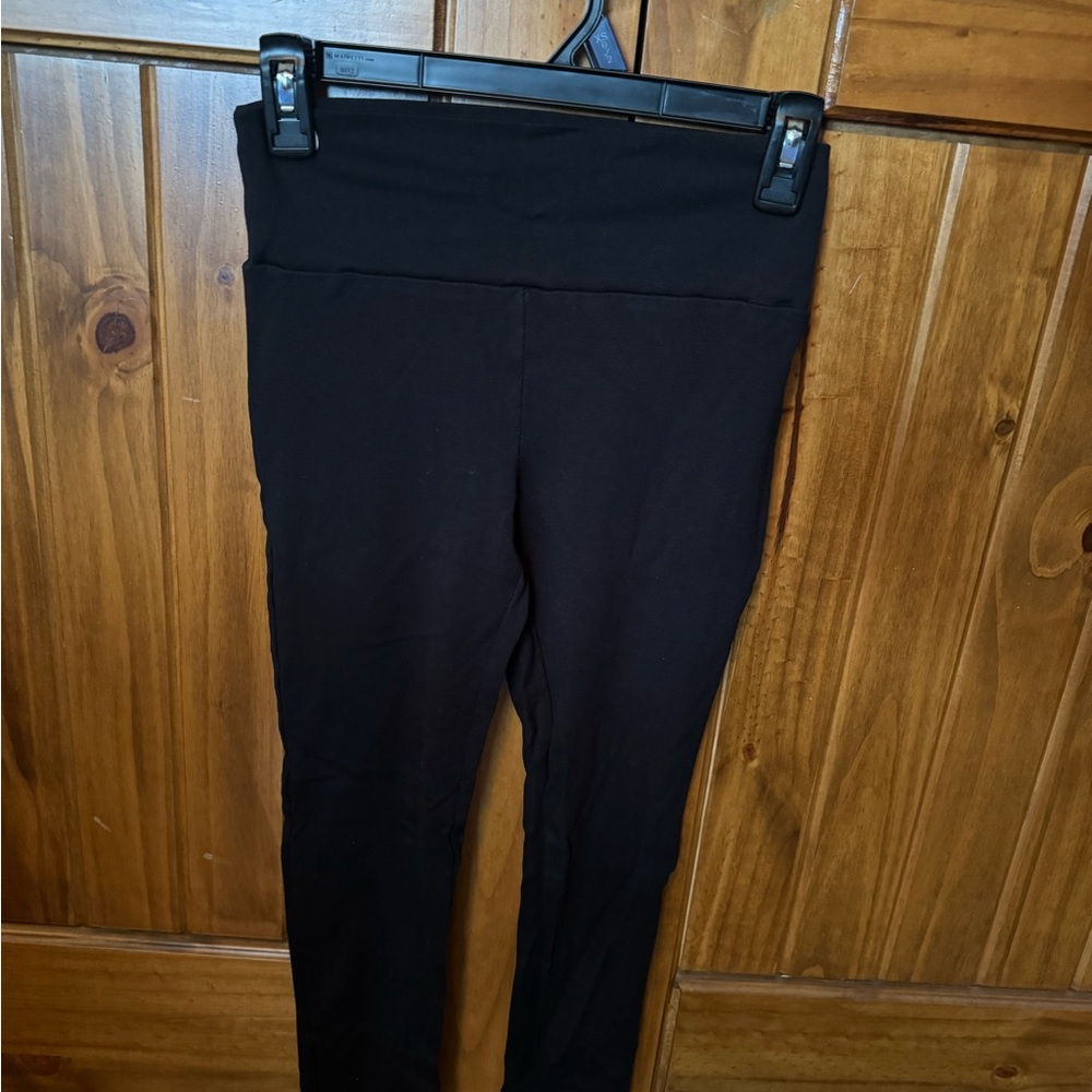 Black leggings